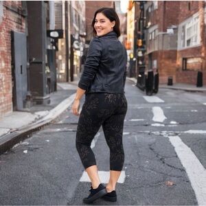 Torrid Floral Pixie Black Leggings